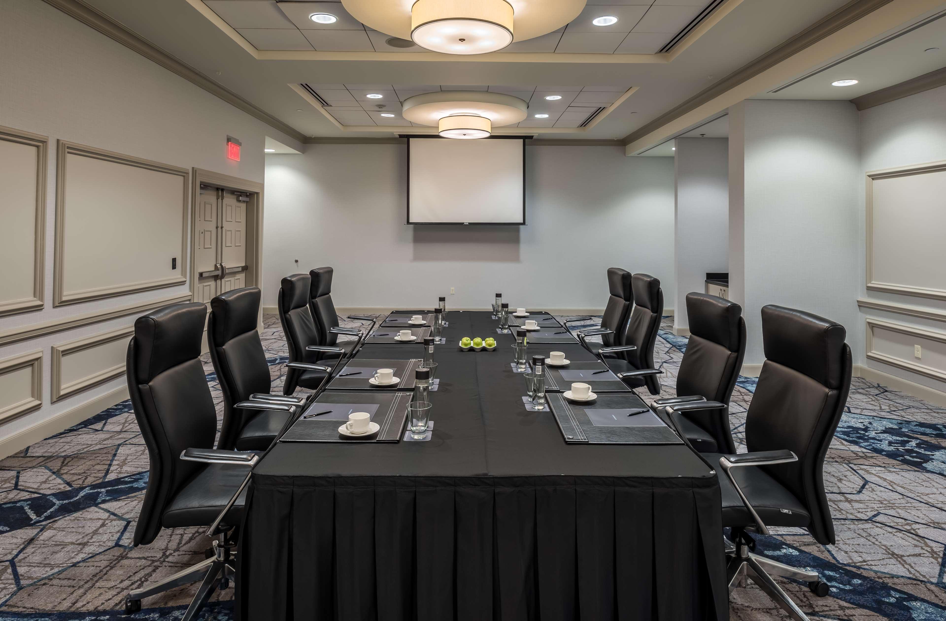 Hilton Dallas/rockwall Lakefront 4*