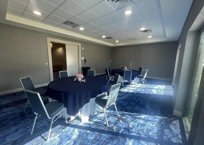 Hilton Dallas/Rockwall Lakefront Hotel